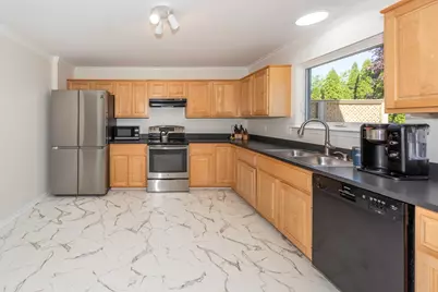 36520 Tom Brown Court, Westland, MI 48185 - Photo 25