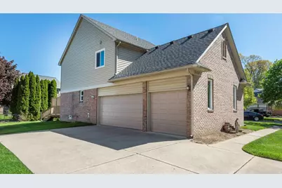 36520 Tom Brown Court, Westland, MI 48185 - Photo 3