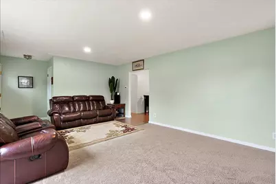3035 E Paris Avenue SE, Grand Rapids, MI 49512 - Photo 13
