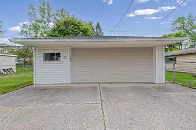 15370 Deering Street, Livonia, MI 48154 - Photo 3