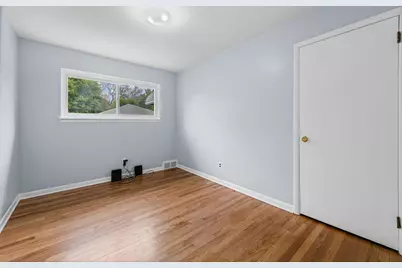 15370 Deering Street, Livonia, MI 48154 - Photo 15