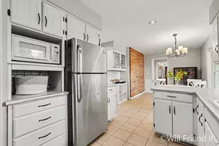 319 Country Club Rd, Holland, MI 49424 - Photo 11