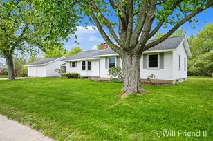 319 Country Club Rd, Holland, MI 49424 - Photo 5