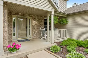 5951 Barcroft Dr SW, Wyoming, MI 49418 - Photo 3