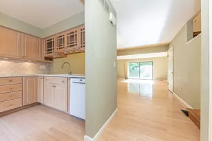 758 Greenhills Dr, Ann Arbor, MI 48105 - Photo 9