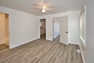 652 N 7th St, Niles, MI 49120 - Photo 9
