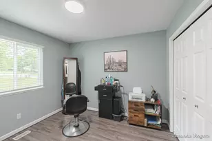806 Grindle Dr SE, Lowell, MI 49331 - Photo 11