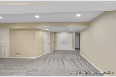 7326 Royal Ridge SE, Caledonia, MI 49316 - Photo 57