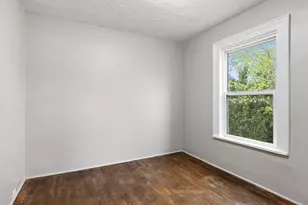 111 N Jefferson St, Lowell, MI 49331 - Photo 25