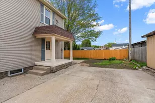 111 N Jefferson St, Lowell, MI 49331 - Photo 7