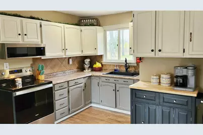 845 E Washington Street, White Cloud, MI 49349 - Photo 5