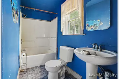616 W Michigan Avenue, Battle Creek, MI 49037 - Photo 5