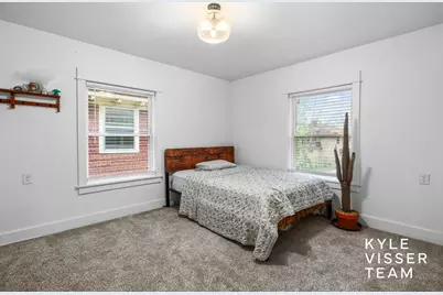1240 Bemis Street SE, Grand Rapids, MI 49506 - Photo 17
