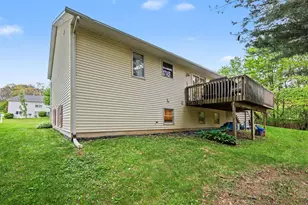 165 Hunter's Trail Ct, Middleville, MI 49333 - Photo 5