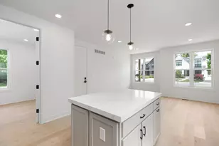 289 W Ann Arbor Trail, Plymouth, MI 48170 - Photo 5