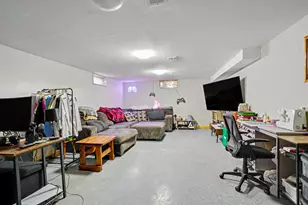 510 W 3rd St, Buchanan, MI 49107 - Photo 9