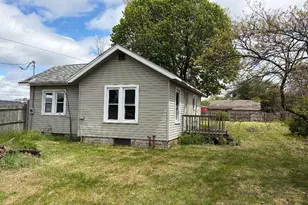 2919 S 11th St, Niles, MI 49120 - Photo 1