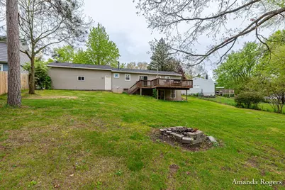 1780 Woodrun Drive SE, Lowell, MI 49331 - Photo 29