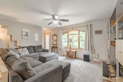 1780 Woodrun Drive SE, Lowell, MI 49331 - Photo 3
