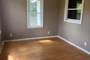 30396 Peavine St, Dowagiac, MI 49047 - Photo 3