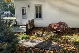 319 S 5th St, Niles, MI 49120 - Photo 11