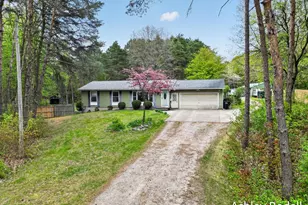 11888 Long Lake Dr NW, Sparta, MI 49345 - Photo 43