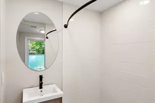 7381 Cathedral Dr, Bloomfield Hills, MI 48301 - Photo 55