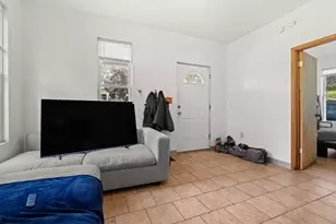 1034 Norwich Ave SW, Grand Rapids, MI 49503 - Photo 7