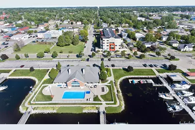 105 W Danaher Street #201, Ludington, MI 49431 - Photo 39