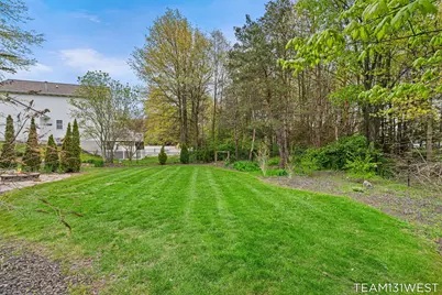 339 Sandy Court, Holland, MI 49424 - Photo 43