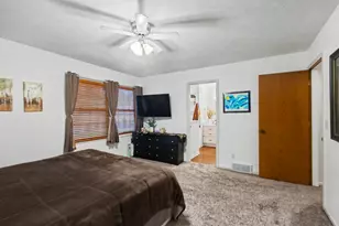 1234 S Shore Dr, Holland, MI 49423 - Photo 15