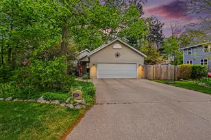 1234 S Shore Dr, Holland, MI 49423 - Photo 29