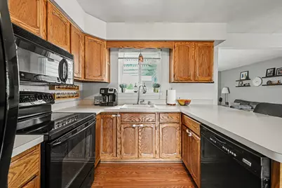 40579 Firwood Drive, Plymouth, MI 48170 - Photo 5