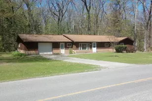 27 N Campbell Rd, Fountain, MI 49410 - Photo 1