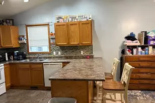 532 W Main St, Hartford, MI 49057 - Photo 5