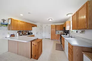 3427 Leeomi Dr, Britton, MI 49229 - Photo 15