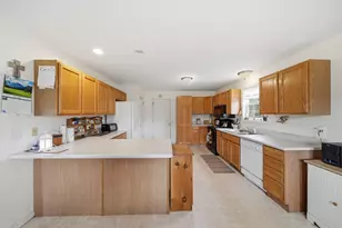 3427 Leeomi Dr, Britton, MI 49229 - Photo 5