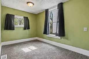 122 S 5th St, Niles, MI 49120 - Photo 11