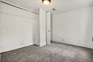 122 S 5th St, Niles, MI 49120 - Photo 17