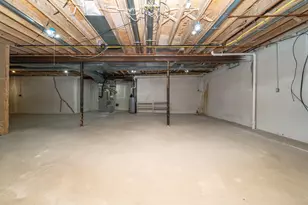 34554 Quaker Valley Rd, Farmington Hills, MI 48331 - Photo 41