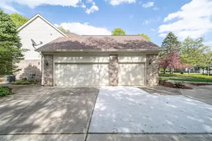 34554 Quaker Valley Rd, Farmington Hills, MI 48331 - Photo 45