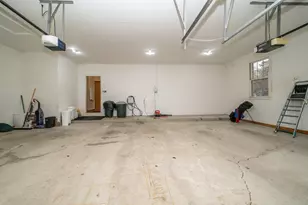 34554 Quaker Valley Rd, Farmington Hills, MI 48331 - Photo 47