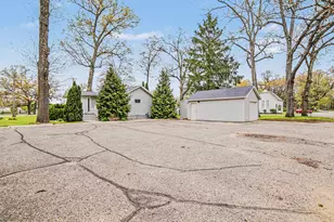5948 Holton Rd, Twin Lake, MI 49457 - Photo 5