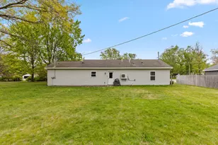 3294 Butternut Dr, Holland, MI 49424 - Photo 15