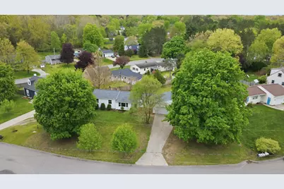 1679 Stonewood Drive SE, Lowell, MI 49331 - Photo 39