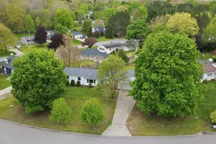 1679 Stonewood Dr SE, Lowell, MI 49331 - Photo 39