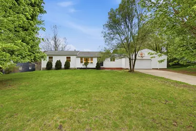 1679 Stonewood Drive SE, Lowell, MI 49331 - Photo 45