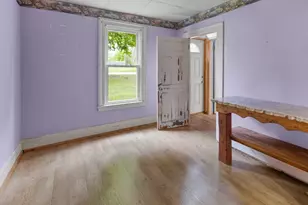 219 Water St, Jonesville, MI 49250 - Photo 11