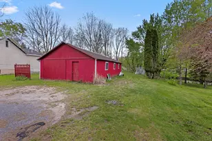 219 Water St, Jonesville, MI 49250 - Photo 23