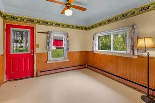 219 Water St, Jonesville, MI 49250 - Photo 7